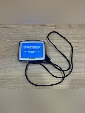 Tom Tom One 125 PB 3.5 Inch Portable Car Navigation System Tested With Cords